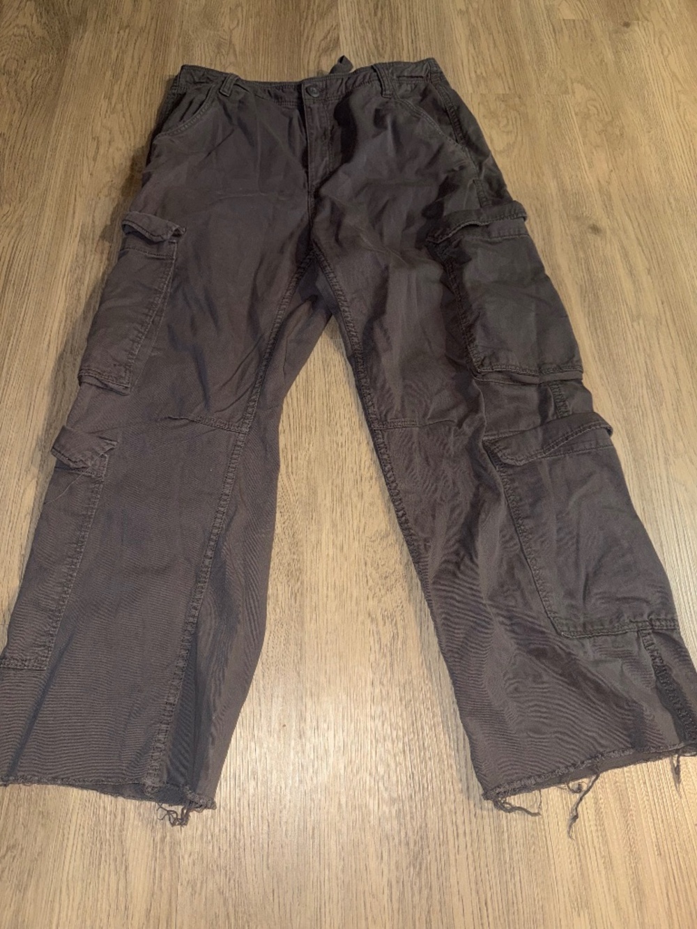 Bershka Cargo Pants Womens US 10 Charcoal Gray Wide Leg Raw Hem Y2K Grunge